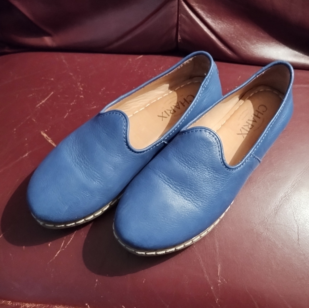 🥿 Charix Slip-on